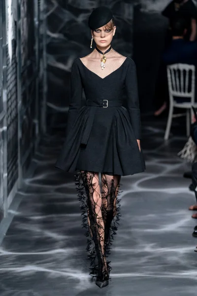 Look 23